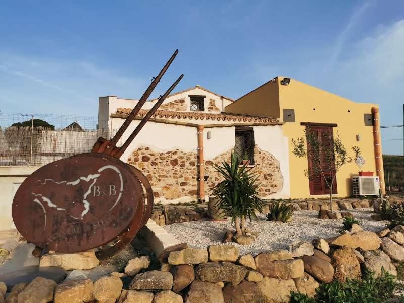 B&B Polvere Di Stelle Ummari Exterior foto